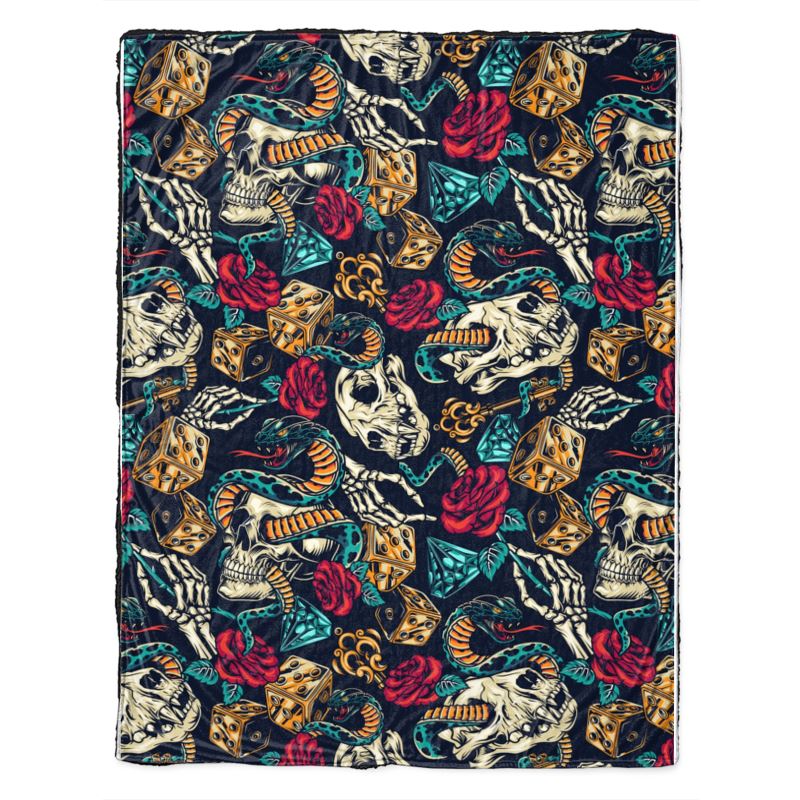 Hochwertiger Sherpa-Überwurf mit Retro-Tattoo-Print