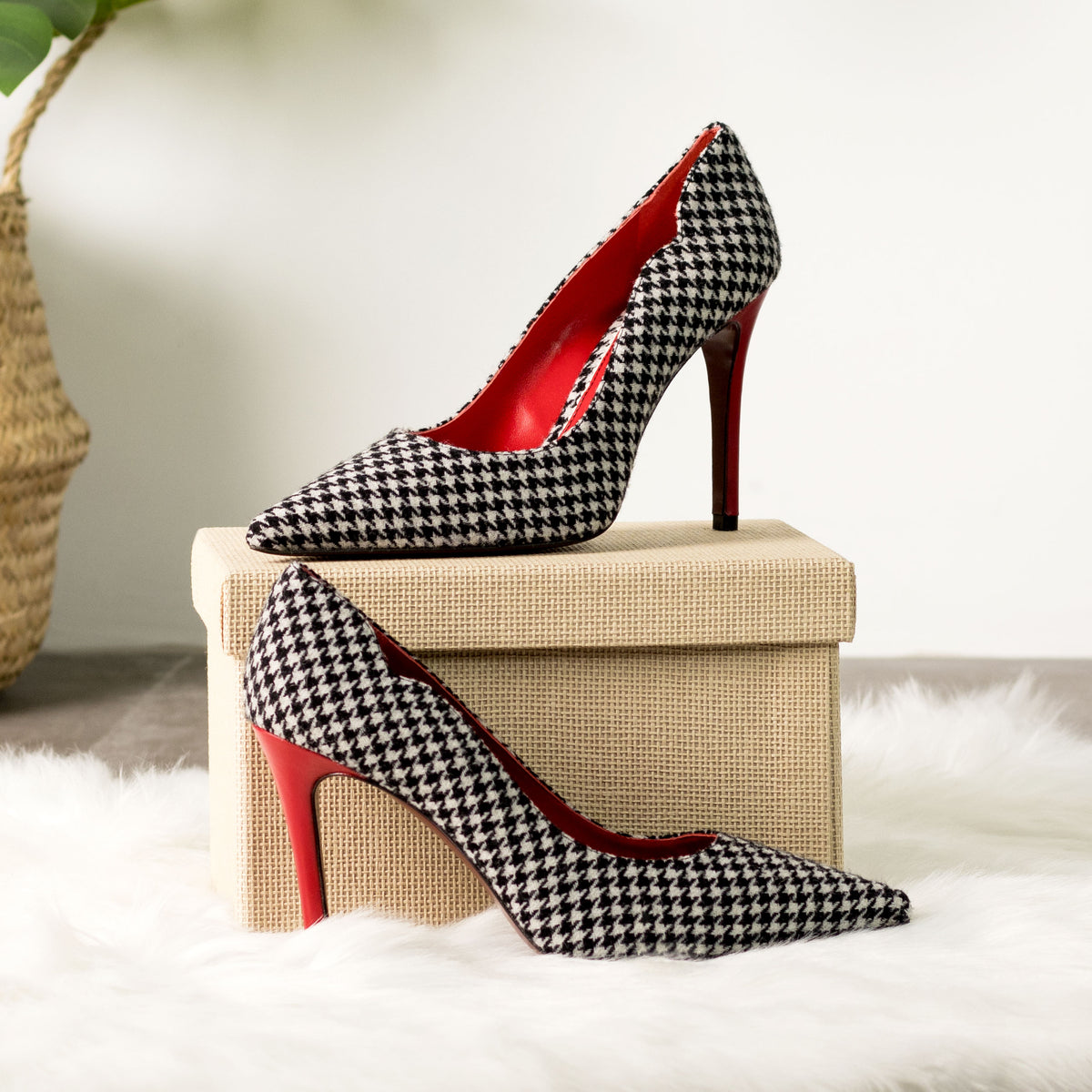 Handmade Houndstooth Passion Red Kaiser Heels: Embrace the Soul of Spanish Artisanship and Luxury