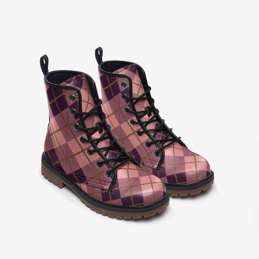 Bottes de combat végétaliennes à carreaux roses
