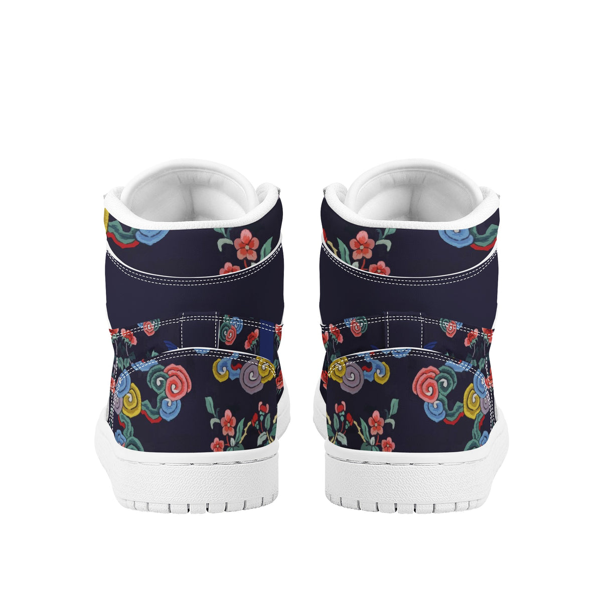 Chaussures montantes en cuir de grue chinois (Collection du musée)